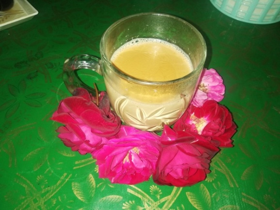 Tea love with roses