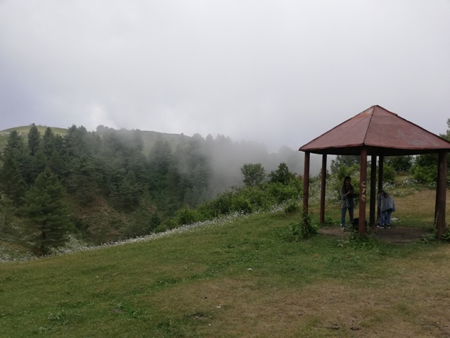 A hut on Mushkpuri top