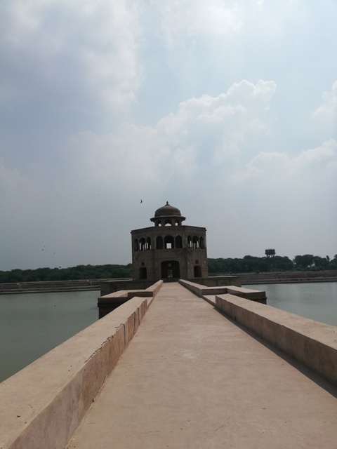 Front view of hiran minar