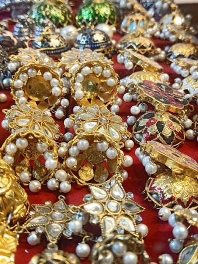 Traditional Asian jewelry 